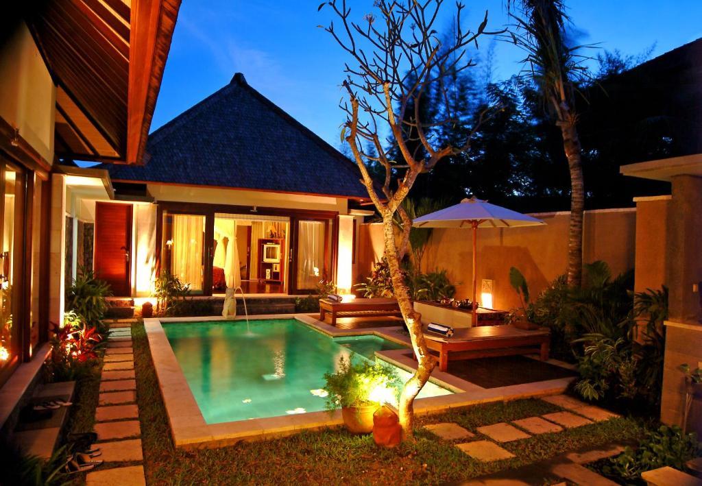 The Sanyas Suite Bali Seminyak Habitación foto